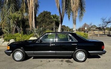 Mercedes-Benz-300-Series-1989-Black-101588-12