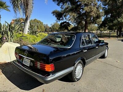 Mercedes-Benz-300-Series-1989-Black-101588-5