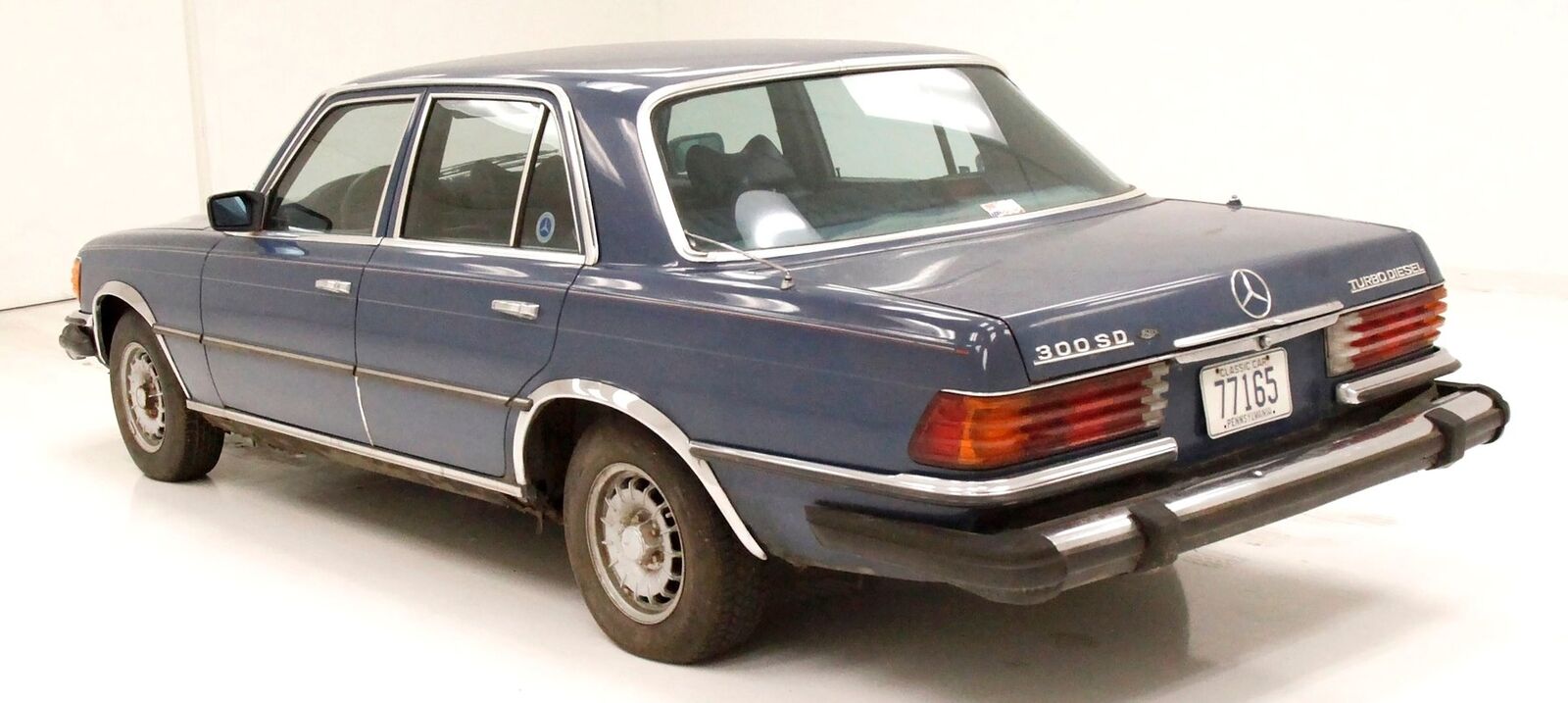 Mercedes-Benz-300-Series-Berline-1980-Blue-Blue-426388-2