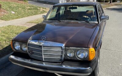 Mercedes-Benz 300-Series Berline 1984 à vendre