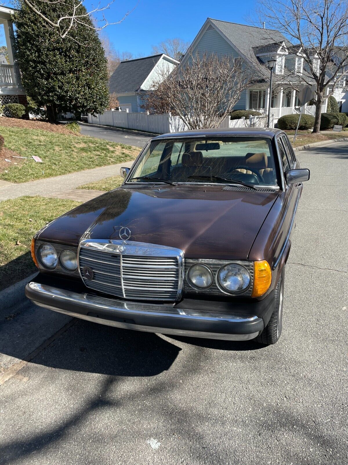 Mercedes-Benz 300-Series Berline 1984 à vendre