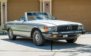 Mercedes-Benz-300-Series-Cabriolet-1983-Silver-Blue-156106-11