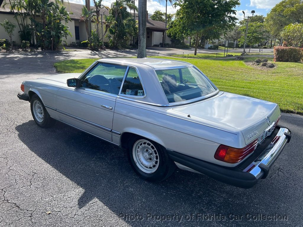 Mercedes-Benz-300-Series-Cabriolet-1985-Silver-Blue-158313-2