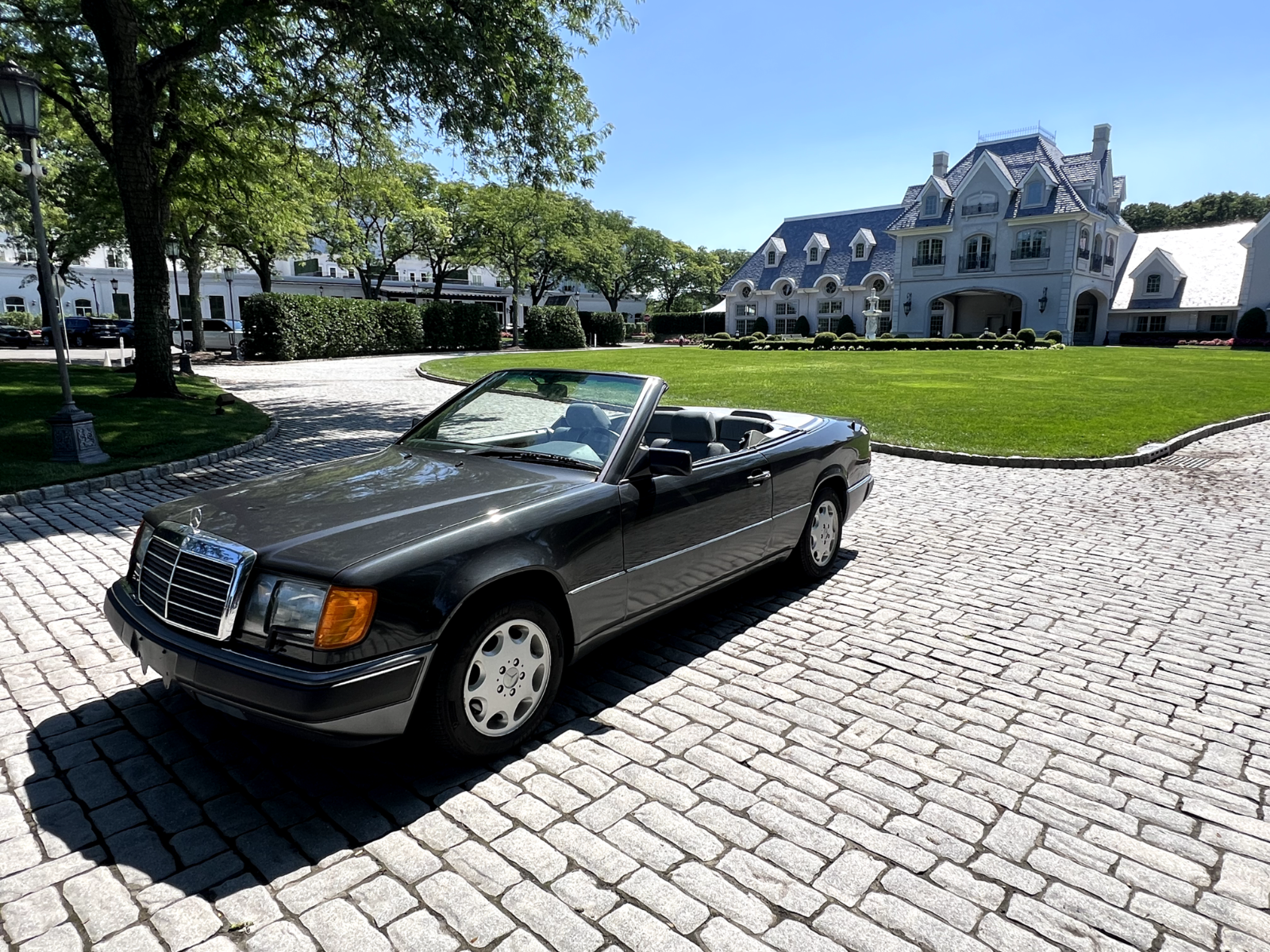 Mercedes-Benz-300-Series-Cabriolet-1993-Black-Gray-195894-3