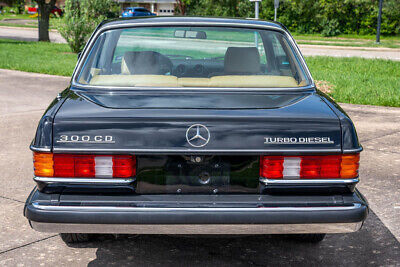 Mercedes-Benz-300-Series-Coupe-1982-Black-Tan-153063-6