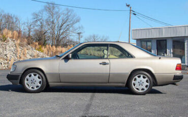 Mercedes-Benz-300-Series-Coupe-1990-Gold-Tan-159578-2