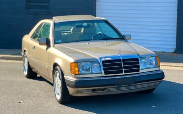 Mercedes-Benz-300CE-Coupe-1993-114263-7