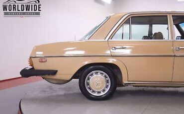 Mercedes-Benz-300D-1975-Other-Other-3808-8