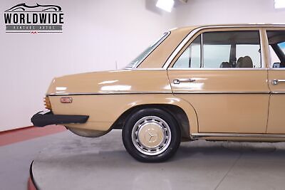 Mercedes-Benz-300D-1975-Other-Other-3808-8