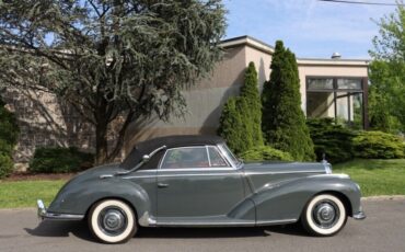 Mercedes-Benz-300S-Cabriolet-1955-Gray-Red-0-2