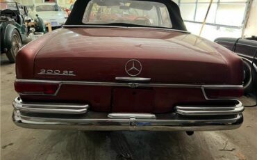 Mercedes-Benz-300SE-Cabriolet-RHD-1966-Other-Other-2-11