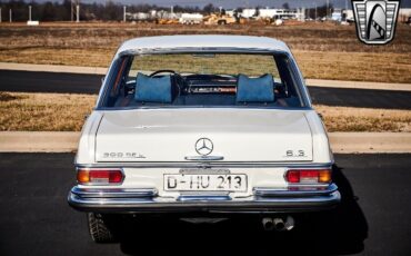 Mercedes-Benz-300SEL-1968-White-Blue-66299-6