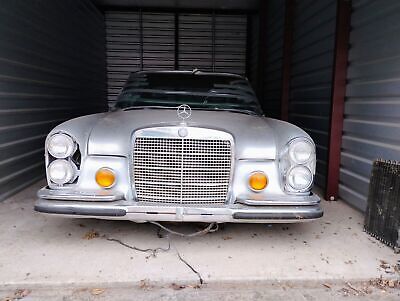 Mercedes-Benz-300SEL-Berline-1971-Grey-99999-6