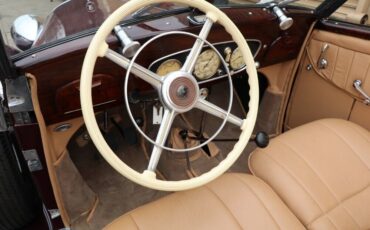 Mercedes-Benz-320-Cabriolet-1938-Burgundy-Tan-0-4