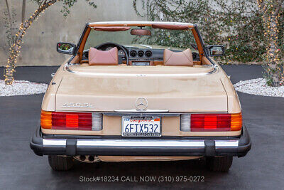 Mercedes-Benz-400-Series-1976-Red-Other-Color-0-5