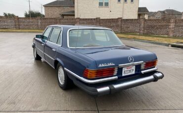 Mercedes-Benz-400-Series-Berline-1979-Blue-220641-25