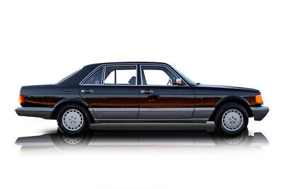 Mercedes-Benz-400-Series-Berline-1988-Black-Black-225817-1