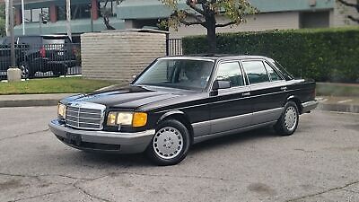 Mercedes-Benz-400-Series-Berline-1988-Black-Gray-42416-1