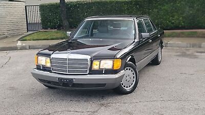 Mercedes-Benz-400-Series-Berline-1988-Black-Gray-42416-2