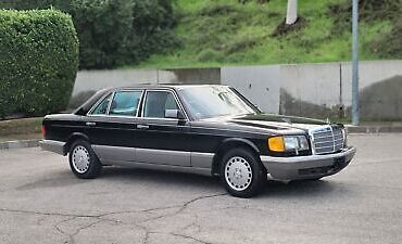 Mercedes-Benz-400-Series-Berline-1988-Black-Gray-42416-5