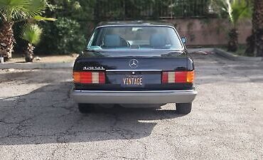 Mercedes-Benz-400-Series-Berline-1988-Black-Gray-42416-8