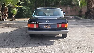 Mercedes-Benz-400-Series-Berline-1988-Black-Gray-42416-8