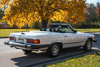 Mercedes-Benz-400-Series-Cabriolet-1977-White-Black-168981-7