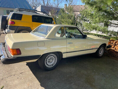 Mercedes-Benz-400-Series-Cabriolet-1978-White-Brown-0-11