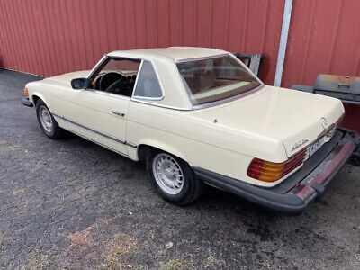 Mercedes-Benz-400-Series-Cabriolet-1978-White-Brown-0-5