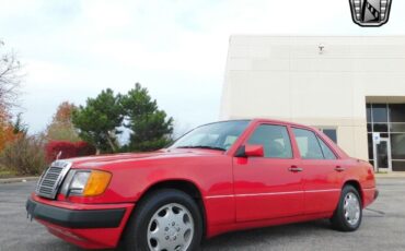 Mercedes-Benz-400E-Berline-1993-Red-Tan-206202-6