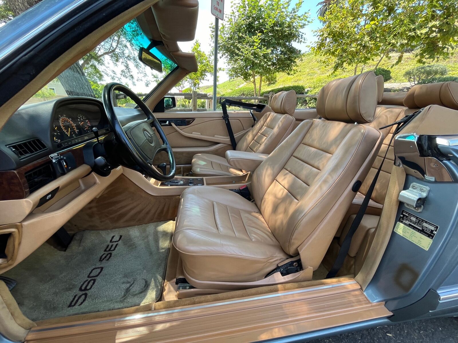 Mercedes-Benz-500-Series-1986-Blue-Tan-49463-21