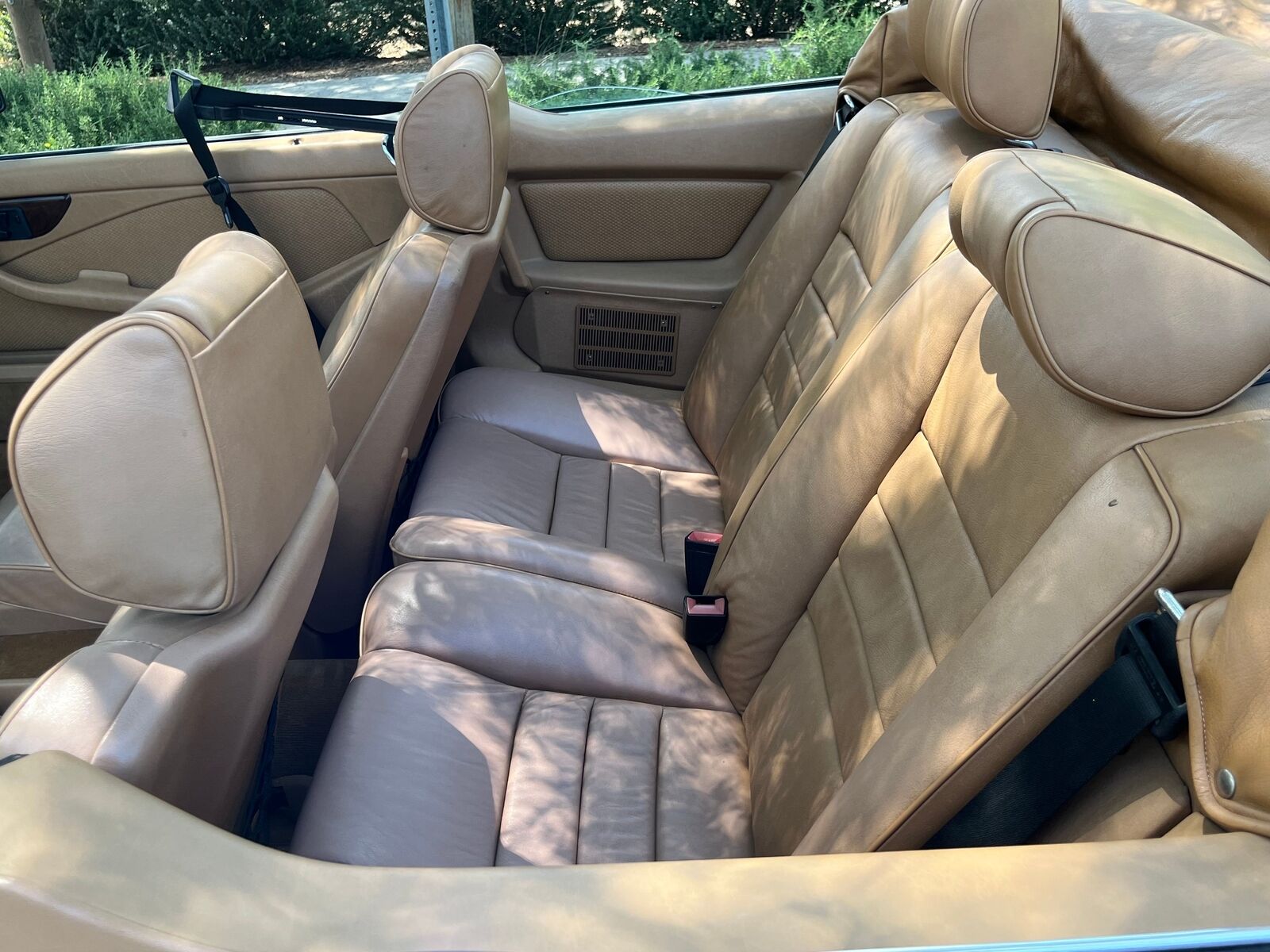 Mercedes-Benz-500-Series-1986-Blue-Tan-49463-23