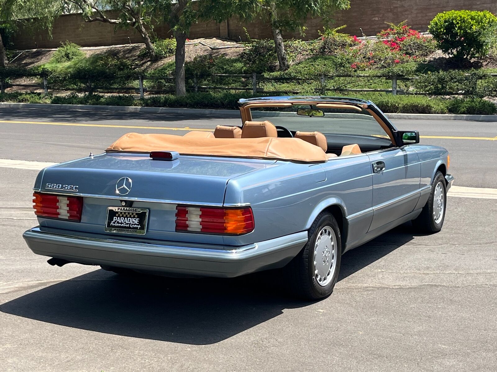 Mercedes-Benz-500-Series-1986-Blue-Tan-49463-6