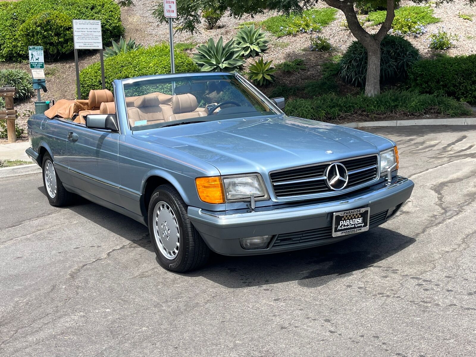 Mercedes-Benz-500-Series-1986-Blue-Tan-49463-8