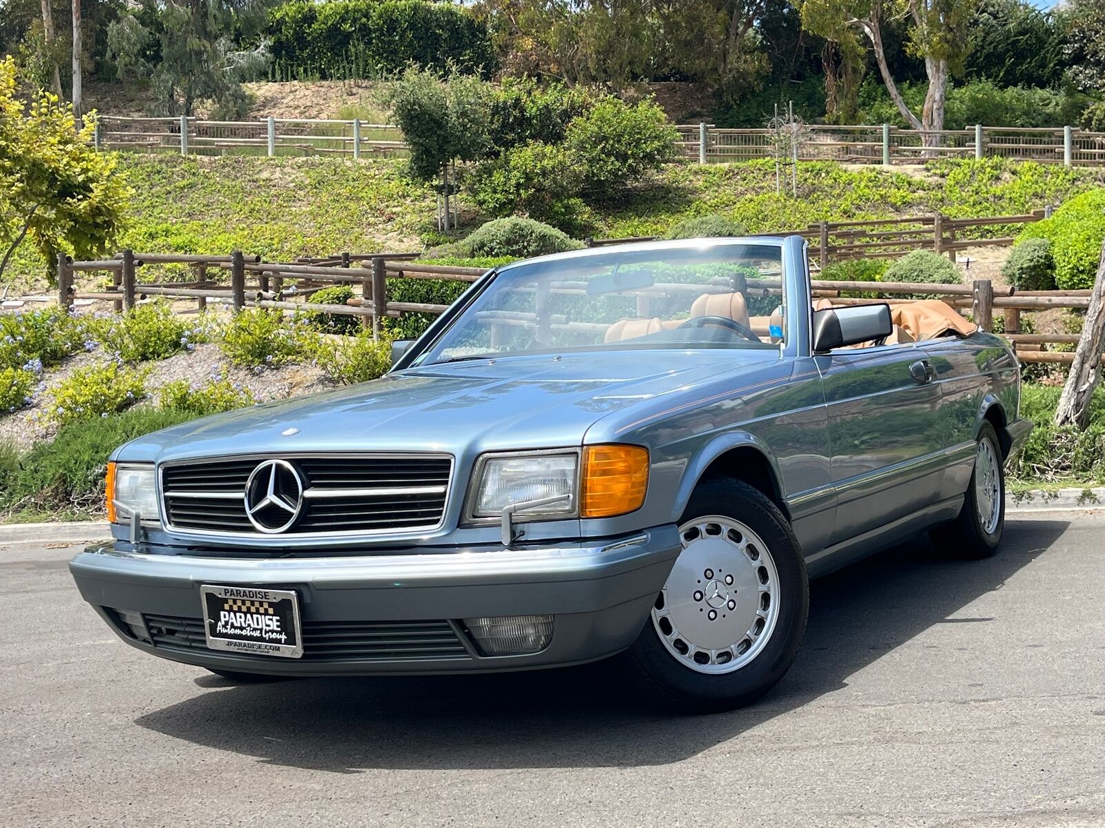 Mercedes-Benz 500-Series  1986