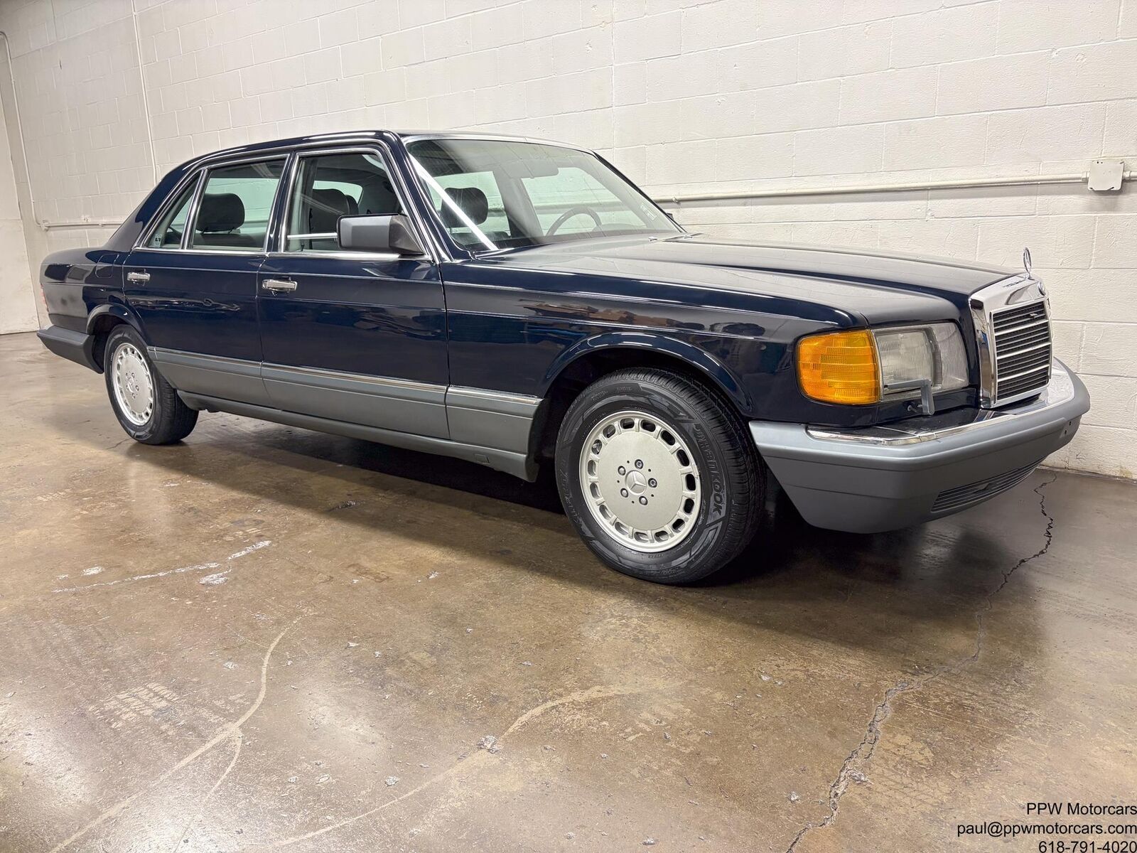 Mercedes-Benz-500-Series-1987-Blue-Gray-67377-11