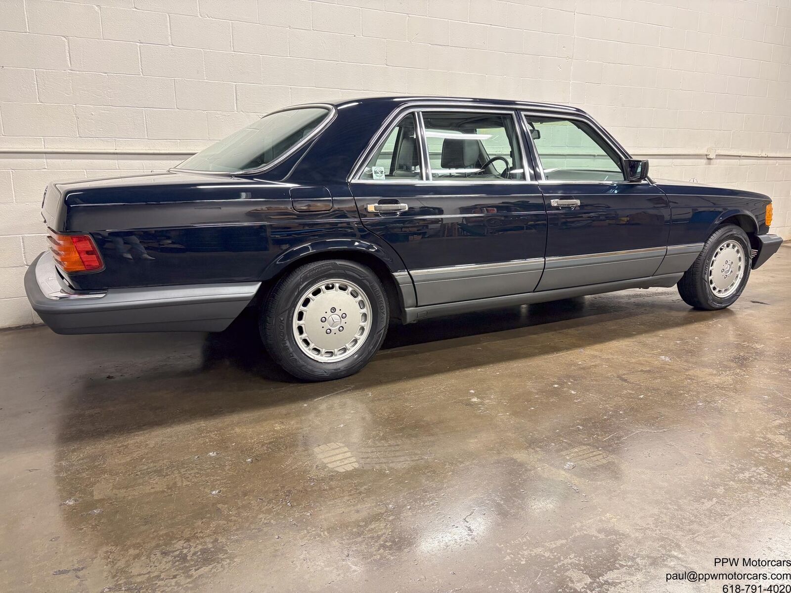 Mercedes-Benz-500-Series-1987-Blue-Gray-67377-12