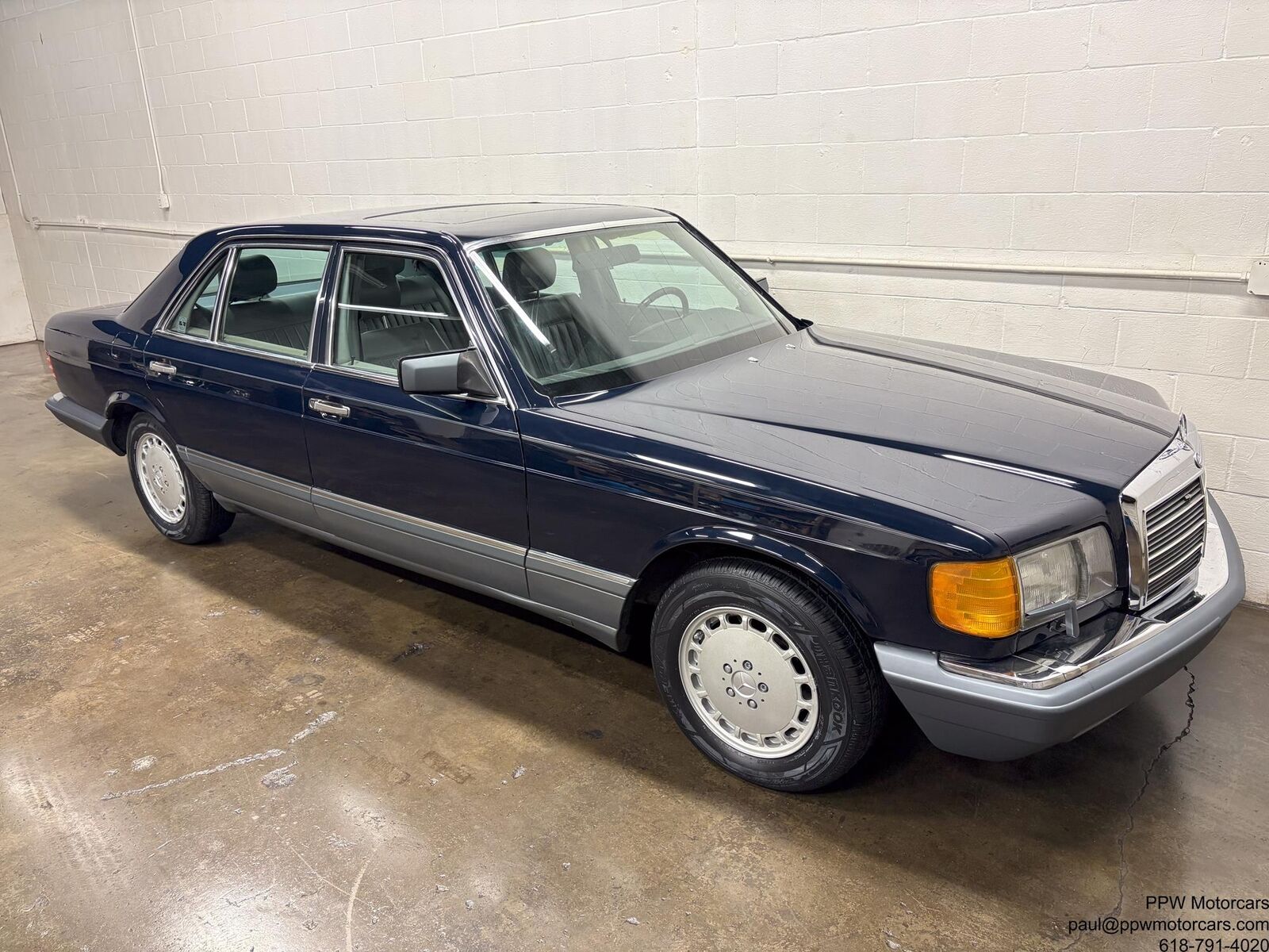 Mercedes-Benz-500-Series-1987-Blue-Gray-67377-14