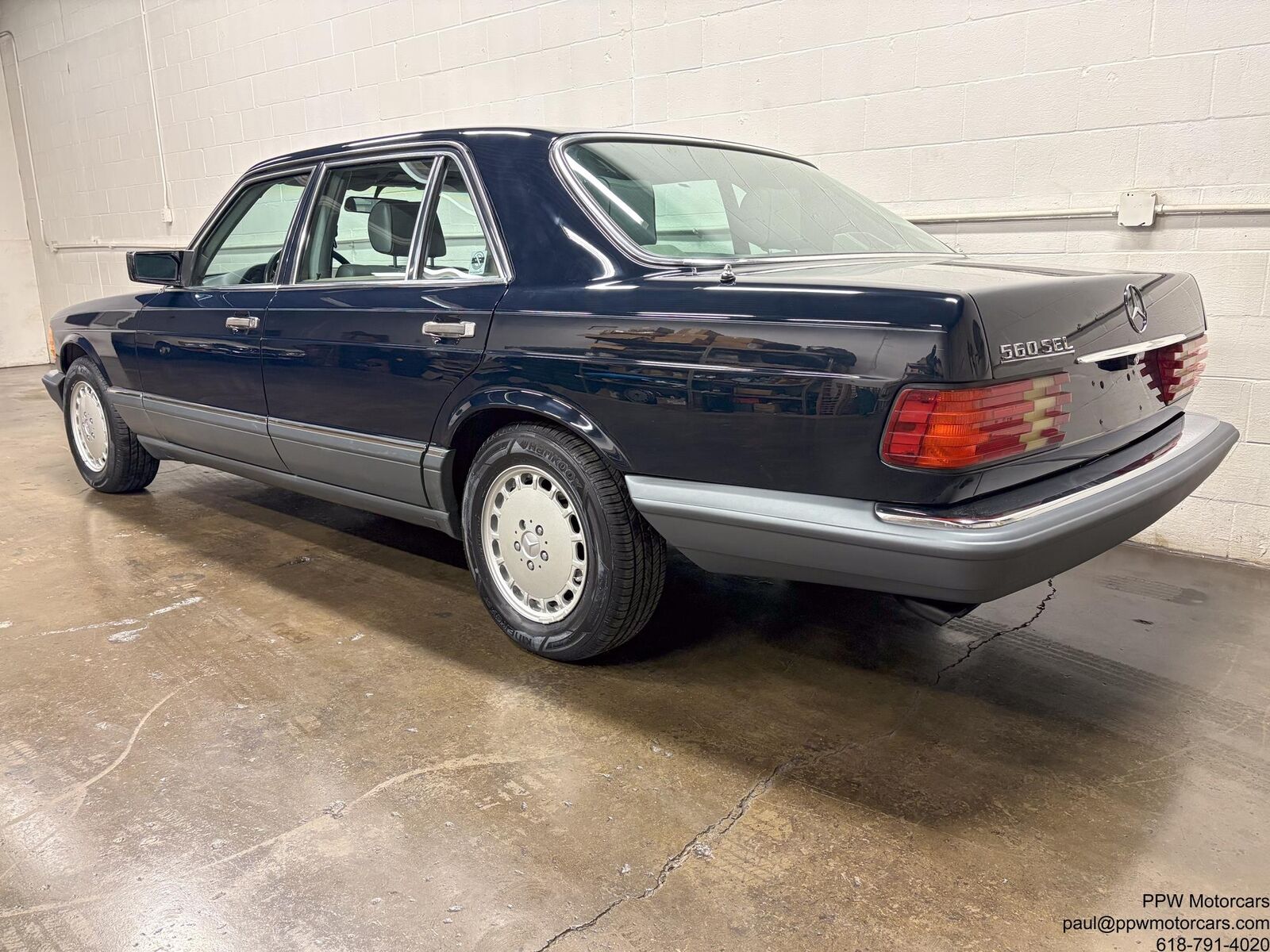 Mercedes-Benz-500-Series-1987-Blue-Gray-67377-2