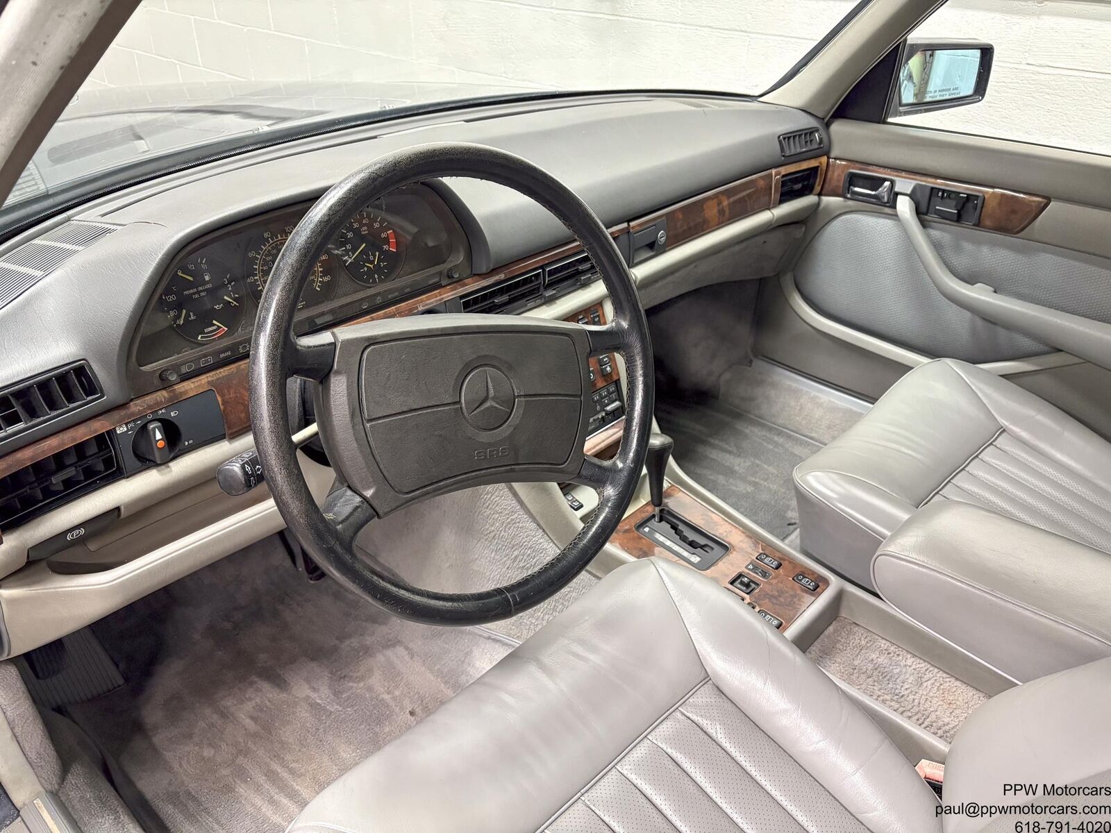 Mercedes-Benz-500-Series-1987-Blue-Gray-67377-33