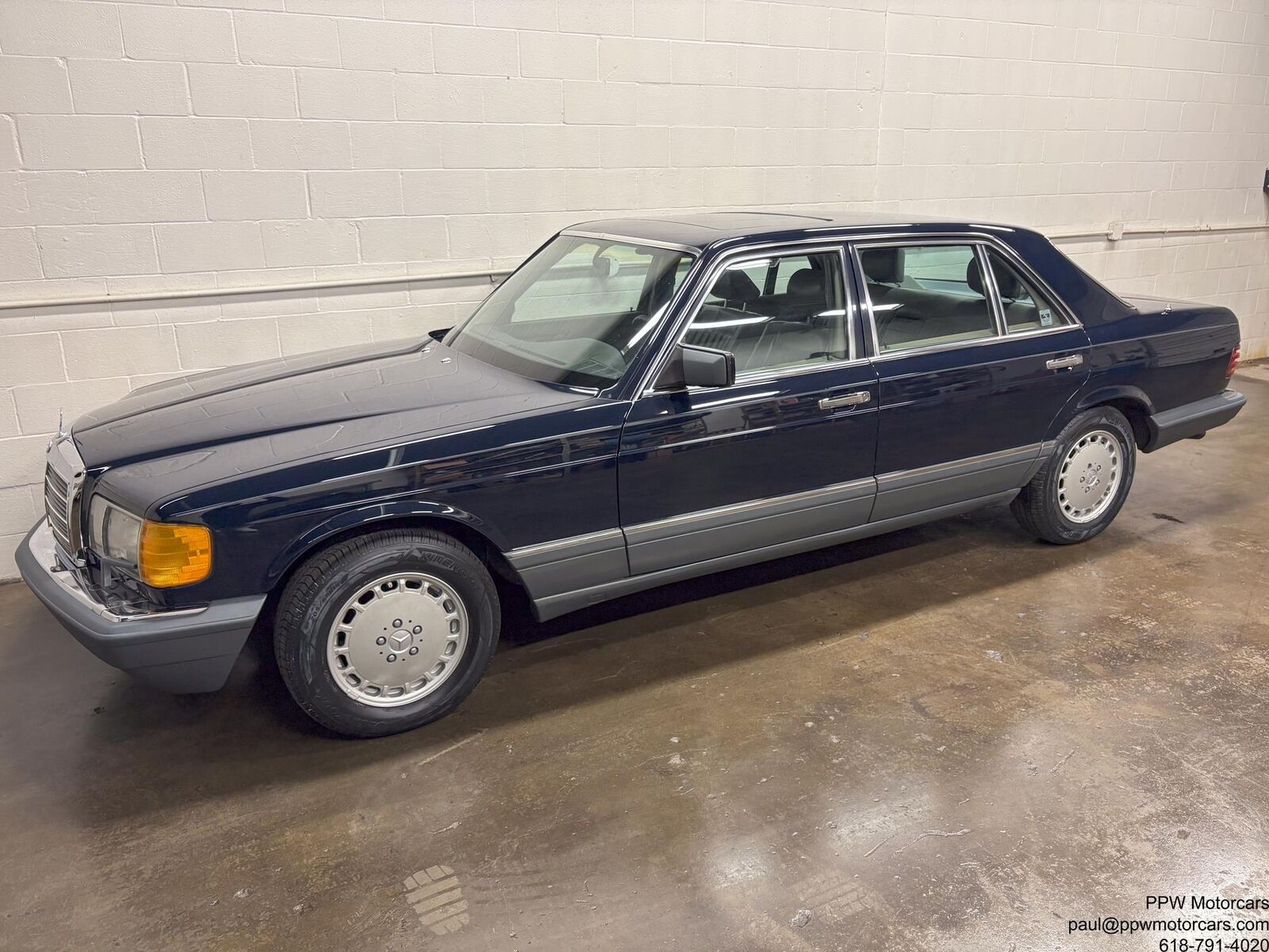 Mercedes-Benz-500-Series-1987-Blue-Gray-67377-4