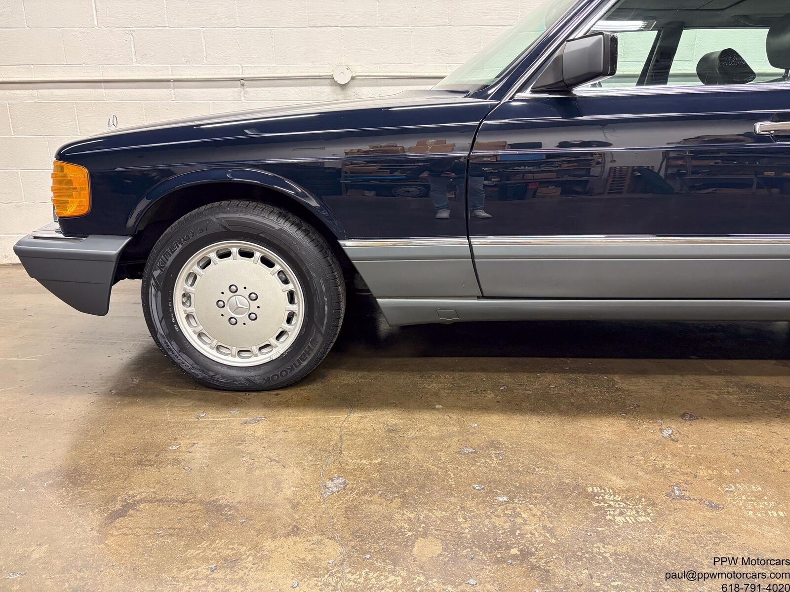 Mercedes-Benz-500-Series-1987-Blue-Gray-67377-7