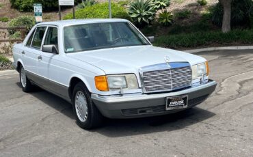 Mercedes-Benz-500-Series-1987-White-Gray-128345-7