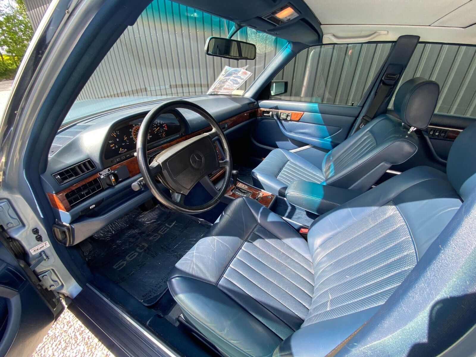 Mercedes-Benz-500-Series-Berline-1986-Blue-Blue-96561-11