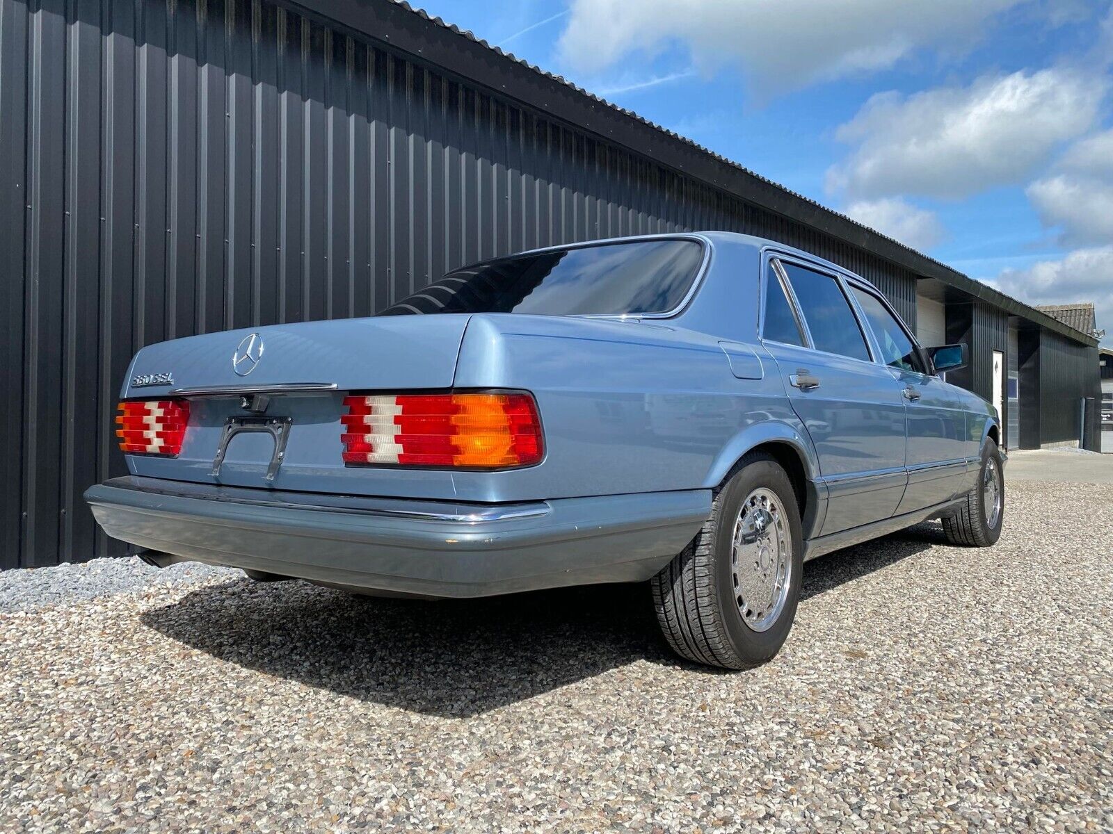 Mercedes-Benz-500-Series-Berline-1986-Blue-Blue-96561-2