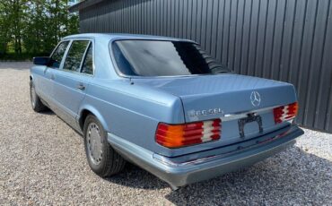 Mercedes-Benz-500-Series-Berline-1986-Blue-Blue-96561-7