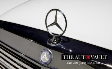 Mercedes-Benz-500-Series-Berline-1987-White-Gray-128345-7