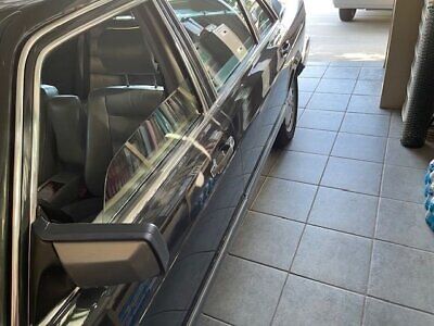 Mercedes-Benz-500-Series-Berline-1990-Gray-Gray-112799-21