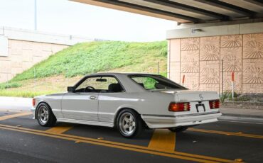 Mercedes-Benz-500-Series-Coupe-1985-Brown-Black-198593-32