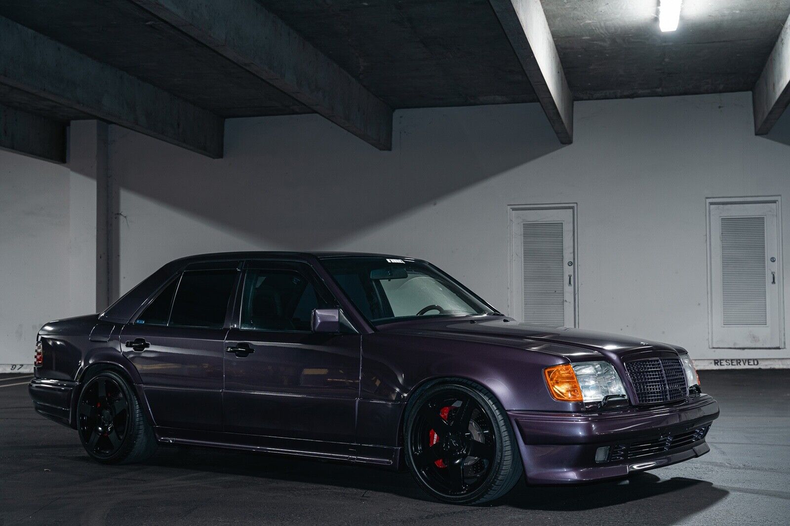 Mercedes-Benz-500E-1992-Autofashion-Bortnite-Custom-Buffalo-Hide-100970-8